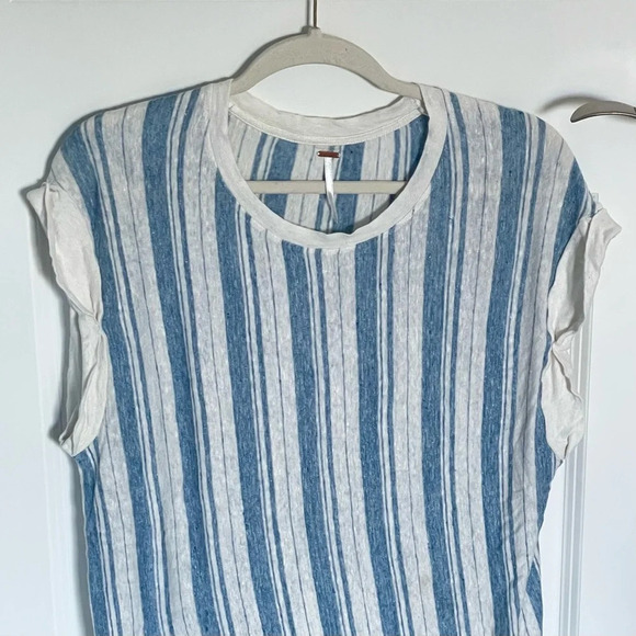 Free People linen striped muscle tank top sleeveless shirt blue 29783 - Picture 2 of 14
